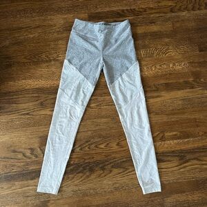 Outdoor Voices Springs leggings Heather grey, dove, ash size small